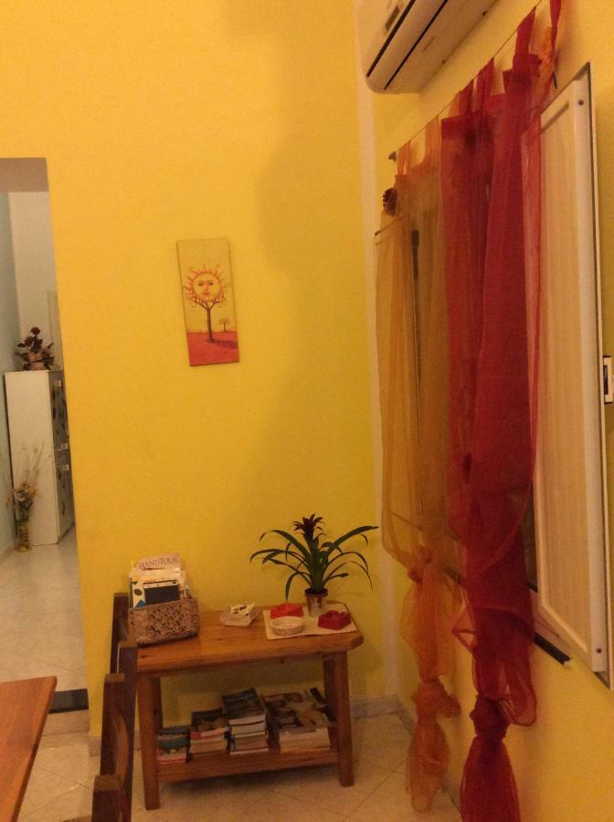 Alloggio Privato Giunic Cagliari Bagian luar foto